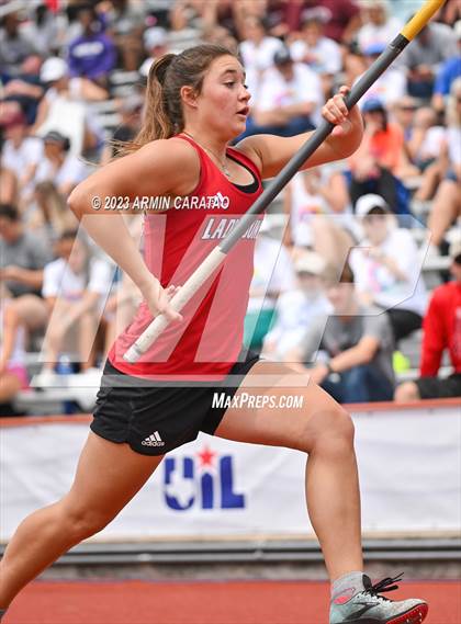 Thumbnail 3 in UIL 2A Track & Field Finals  photogallery.