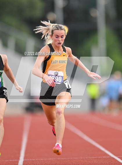 Thumbnail 1 in UIL 2A Track & Field Finals  photogallery.