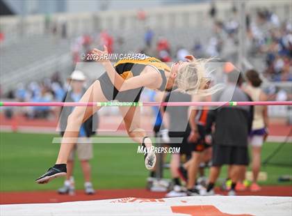 Thumbnail 2 in UIL 2A Track & Field Finals  photogallery.