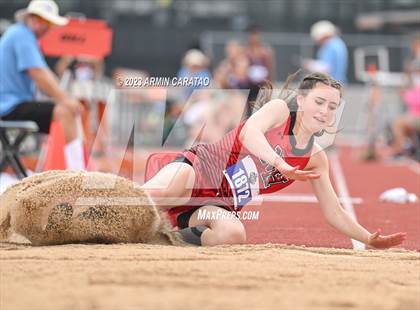 Thumbnail 3 in UIL 2A Track & Field Finals  photogallery.