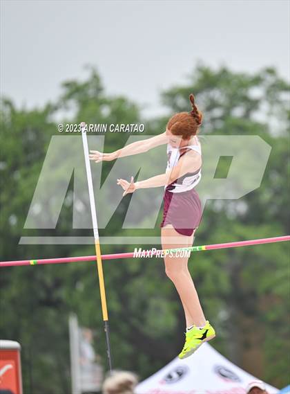 Thumbnail 3 in UIL 2A Track & Field Finals  photogallery.