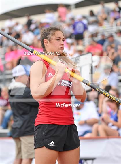 Thumbnail 1 in UIL 2A Track & Field Finals  photogallery.