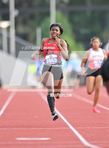 Thumbnail 3 in UIL 2A Track & Field Finals  photogallery.