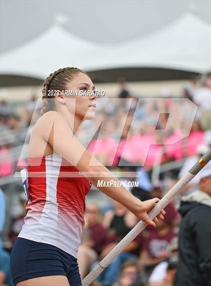 Thumbnail 2 in UIL 2A Track & Field Finals  photogallery.