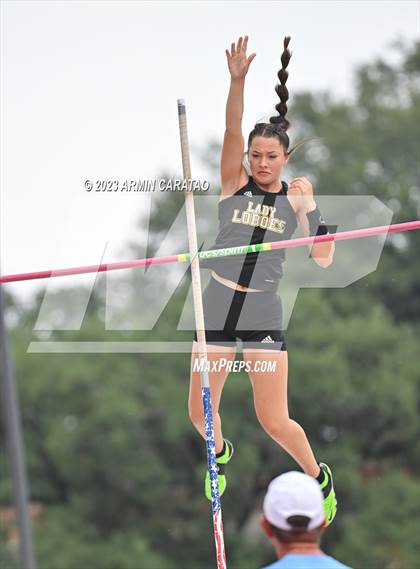 Thumbnail 3 in UIL 2A Track & Field Finals  photogallery.