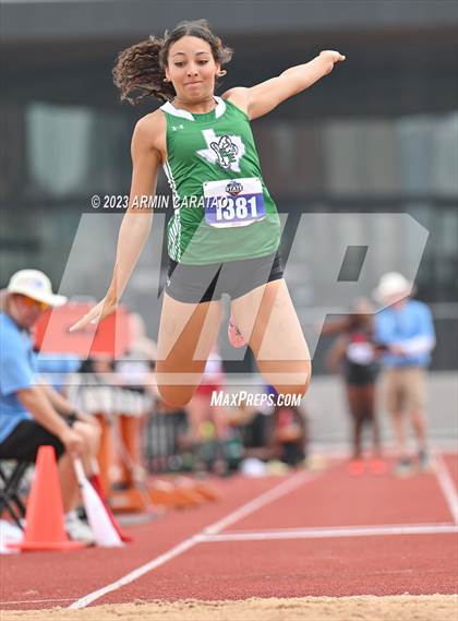 Thumbnail 1 in UIL 2A Track & Field Finals  photogallery.