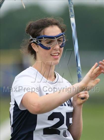 Thumbnail 2 in Wilton vs. Darien (CIAC D1 Semifinal) photogallery.