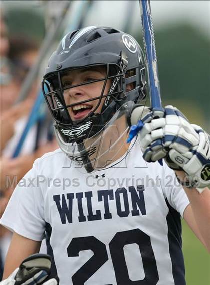 Thumbnail 3 in Wilton vs. Darien (CIAC D1 Semifinal) photogallery.