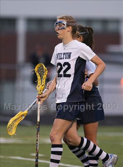 Thumbnail 3 in Wilton vs. Darien (CIAC D1 Semifinal) photogallery.