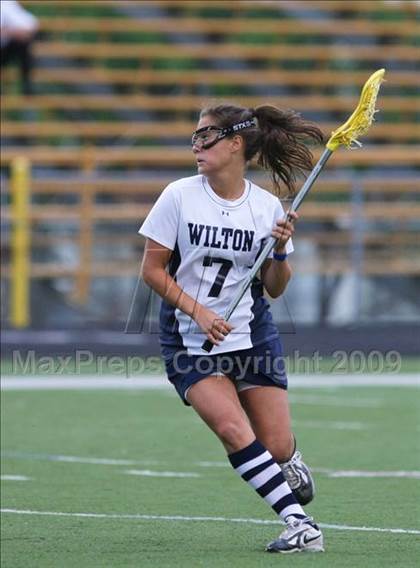 Thumbnail 2 in Wilton vs. Darien (CIAC D1 Semifinal) photogallery.