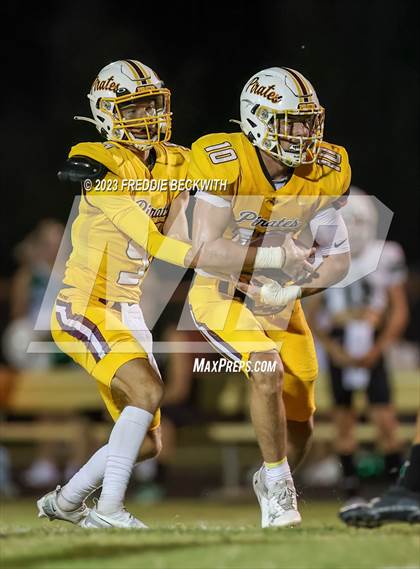 Thumbnail 3 in Tioga @ Collinsville photogallery.