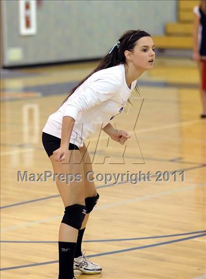 Thumbnail 2 in El Dorado @ Cosumnes Oaks photogallery.