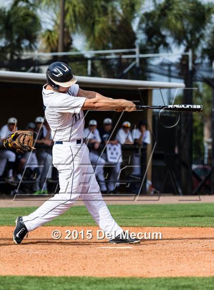 Thumbnail 2 in Chamberlain vs. Durant photogallery.