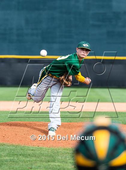 Thumbnail 1 in Chamberlain vs. Durant photogallery.