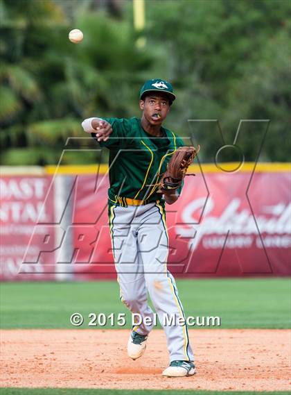 Thumbnail 2 in Chamberlain vs. Durant photogallery.