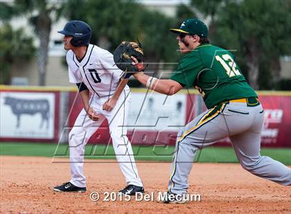 Thumbnail 2 in Chamberlain vs. Durant photogallery.