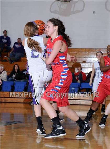 Thumbnail 3 in Central vs. Massac County (IHSA Class 2A Sectional Semi-Final) photogallery.