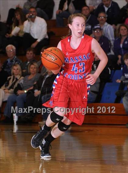 Thumbnail 2 in Central vs. Massac County (IHSA Class 2A Sectional Semi-Final) photogallery.