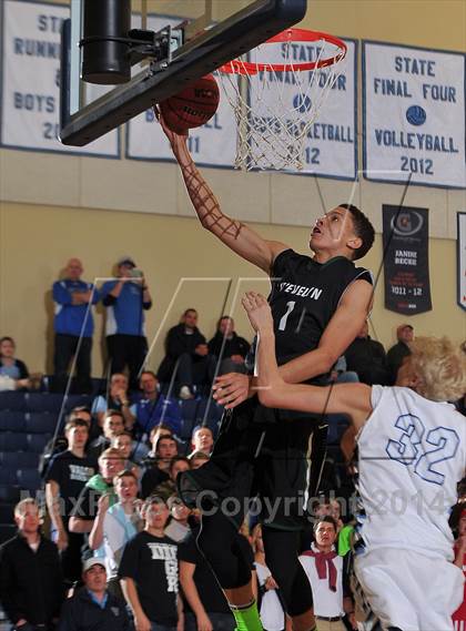 Thumbnail 1 in D'Evelyn @ Valor Christian photogallery.