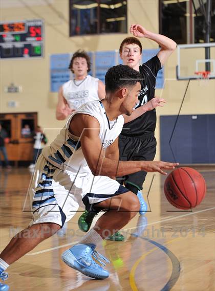 Thumbnail 3 in D'Evelyn @ Valor Christian photogallery.