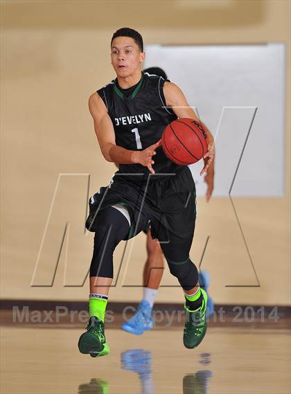 Thumbnail 3 in D'Evelyn @ Valor Christian photogallery.