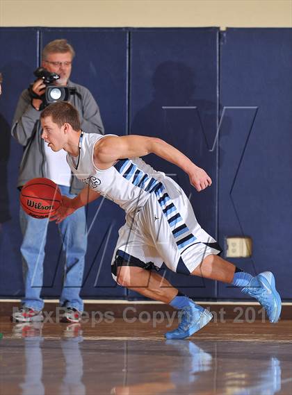 Thumbnail 1 in D'Evelyn @ Valor Christian photogallery.