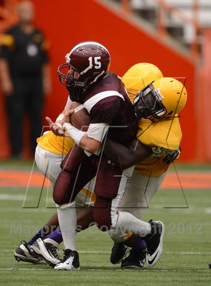 Thumbnail 2 in Auburn @ Riverside (Kickoff Classic) photogallery.
