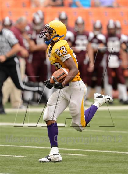 Thumbnail 2 in Auburn @ Riverside (Kickoff Classic) photogallery.