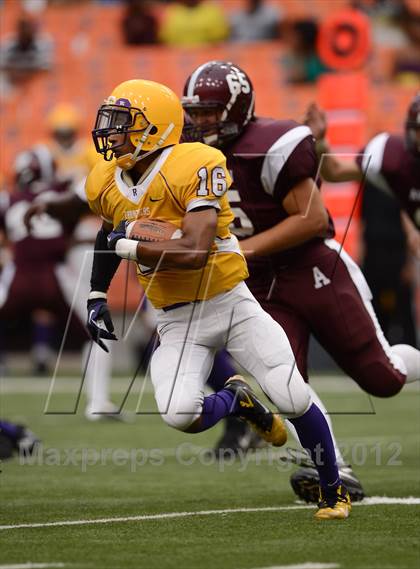 Thumbnail 2 in Auburn @ Riverside (Kickoff Classic) photogallery.