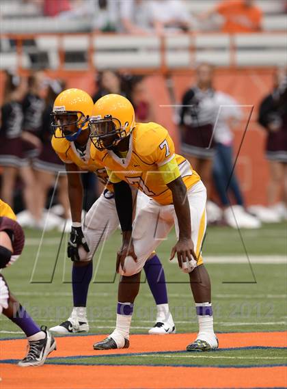 Thumbnail 3 in Auburn @ Riverside (Kickoff Classic) photogallery.