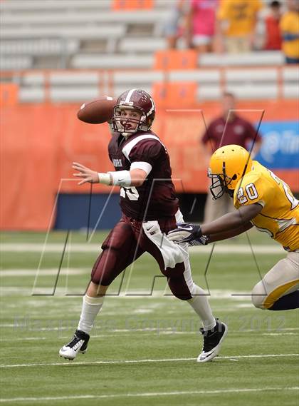 Thumbnail 2 in Auburn @ Riverside (Kickoff Classic) photogallery.