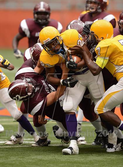 Thumbnail 2 in Auburn @ Riverside (Kickoff Classic) photogallery.