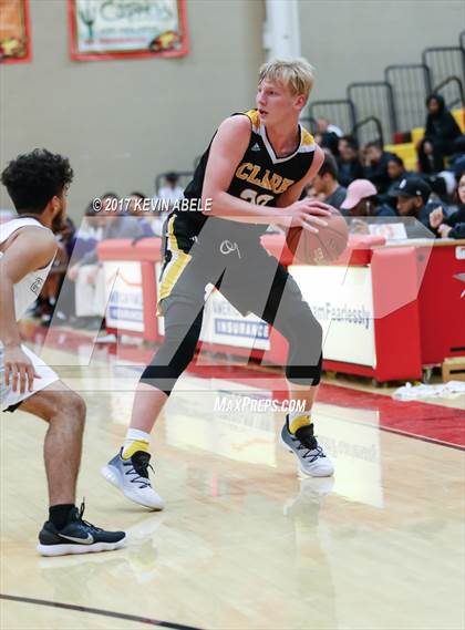 Thumbnail 2 in Cesar Chavez vs Clark (Hoophall West) photogallery.