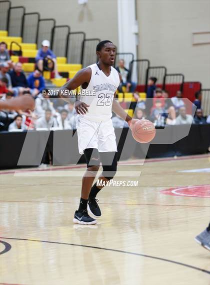 Thumbnail 1 in Cesar Chavez vs Clark (Hoophall West) photogallery.