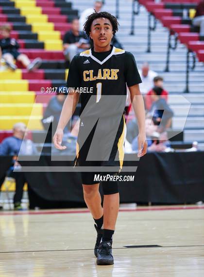 Thumbnail 2 in Cesar Chavez vs Clark (Hoophall West) photogallery.