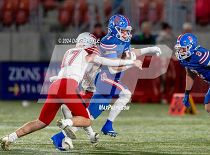 Thumbnail 3 in Richfield vs. Grantsville (UHSAA 3A Semifinal) photogallery.