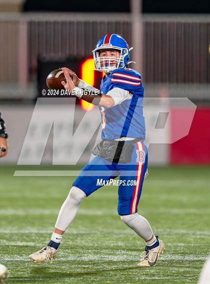 Thumbnail 2 in Richfield vs. Grantsville (UHSAA 3A Semifinal) photogallery.