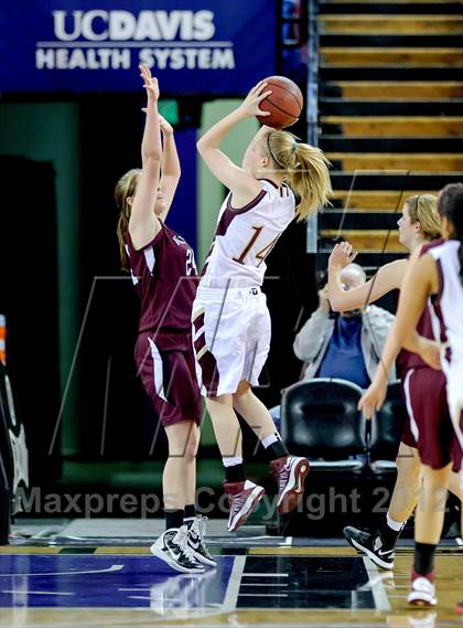 Thumbnail 3 in Whitney vs Woodcreek (Sleep Train Arena) photogallery.