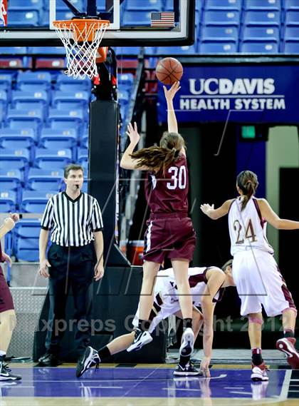 Thumbnail 2 in Whitney vs Woodcreek (Sleep Train Arena) photogallery.