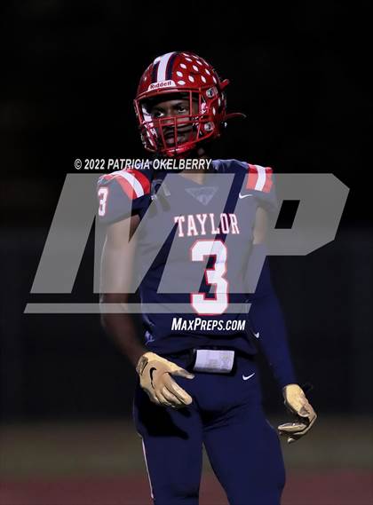 Thumbnail 2 in Strake Jesuit @ Alief Taylor photogallery.