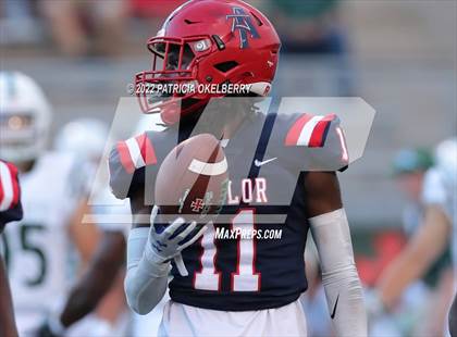 Thumbnail 1 in Strake Jesuit @ Alief Taylor photogallery.