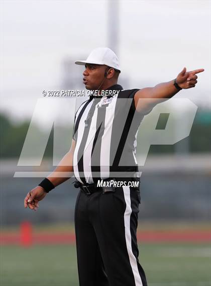 Thumbnail 3 in Strake Jesuit @ Alief Taylor photogallery.