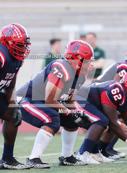 Thumbnail 3 in Strake Jesuit @ Alief Taylor photogallery.