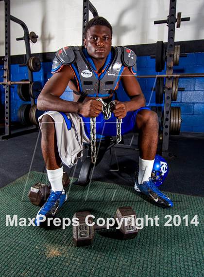 Thumbnail 1 in Trinity Christian (2014 Preseason Top 25 Photo Shoot) photogallery.