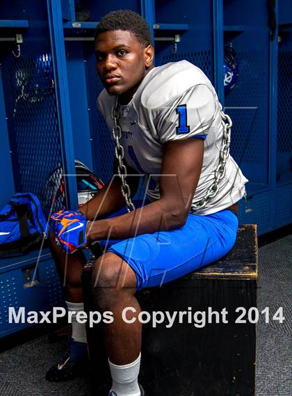 Thumbnail 3 in Trinity Christian (2014 Preseason Top 25 Photo Shoot) photogallery.
