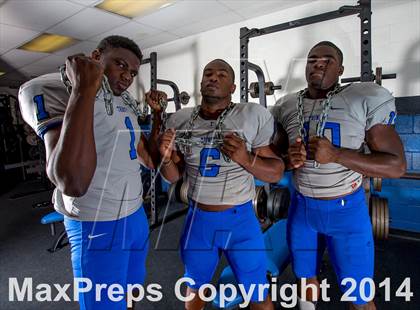 Thumbnail 1 in Trinity Christian (2014 Preseason Top 25 Photo Shoot) photogallery.