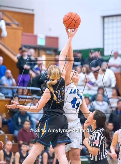 Thumbnail 2 in LaConner vs Adna (WIAA 2B Regional Playoff) photogallery.