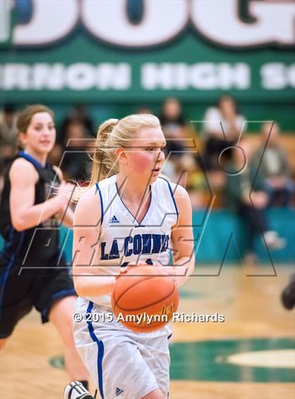 Thumbnail 2 in LaConner vs Adna (WIAA 2B Regional Playoff) photogallery.