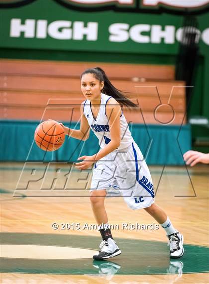 Thumbnail 2 in LaConner vs Adna (WIAA 2B Regional Playoff) photogallery.