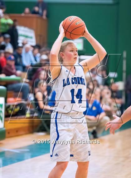 Thumbnail 3 in LaConner vs Adna (WIAA 2B Regional Playoff) photogallery.